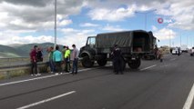 Ardahan'da askeri araç kaza yaptı: 5 asker yaralandı