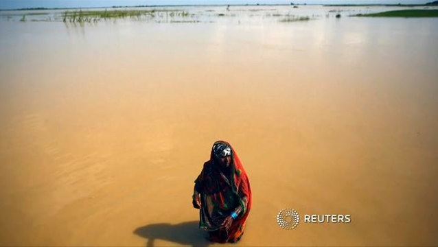 Monsoon flooding kills at least 500 in India