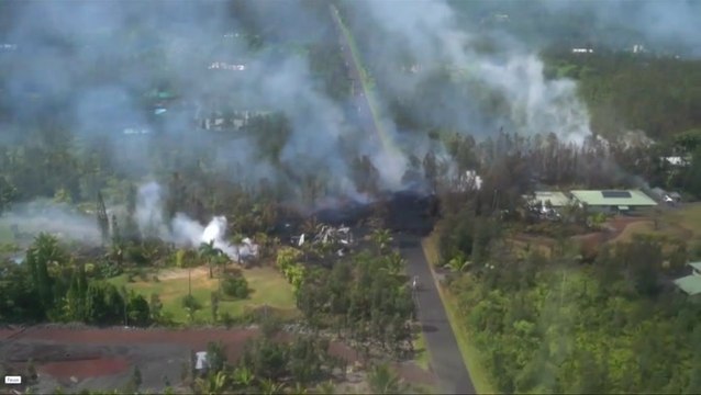 Earthquakes, lava fissures put Hawaii's Big Island on high alert