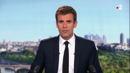 Liban : le porte-hélicoptère français apporte des denrées alimentaires