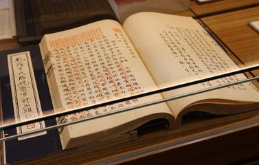 Former minister shares his passion with ‘Red Chamber’ enthusiasts