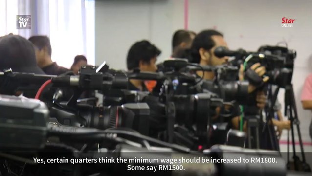 Dr M defends RM50 increase in minimum wage