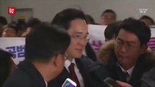 Samsung boss grilled for 22 hours in bribery case