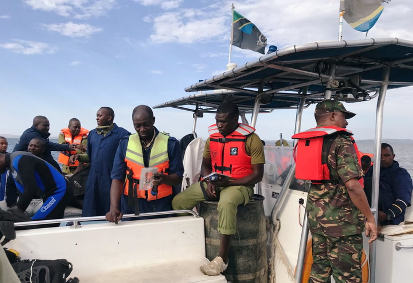 ⁣Survivor pulled from capsized Tanzanian ferry as death toll reaches 218