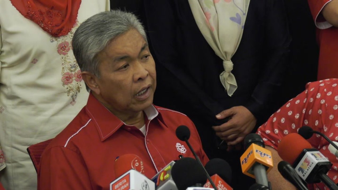 Umno interim chief denies meeting Anwar and says defectors have been sacked