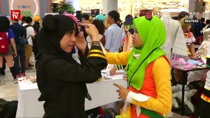 Hijab cosplay takes off in Southeast Asia