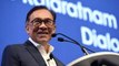 Anwar again says no doubt about taking over from Dr Mahathir