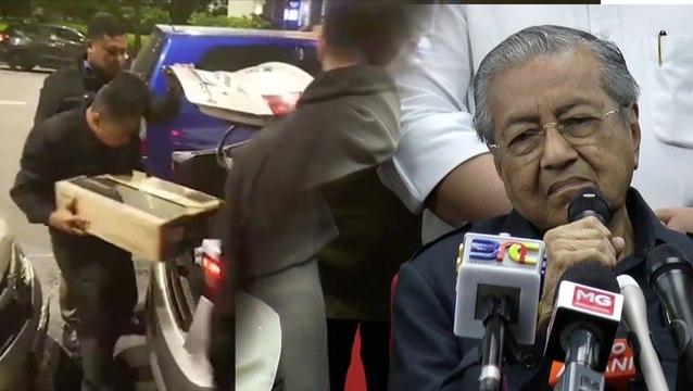 Tun M was unaware of night search at Najib’s home