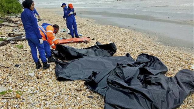 10 illegals drown as boat with 40 capsizes; 2 saved