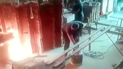 Çakmakla gaz kaçağını kontrol ederken yanıyordu