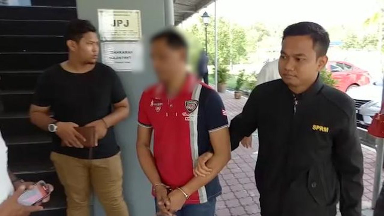 Myanmar man's bribe attempt backfires