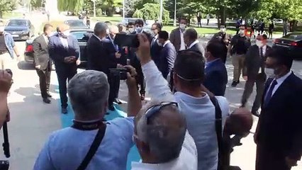 Binali Yıldırım: “Biz Akdeniz’i Ege denizini başkalarına yedirmeyiz”