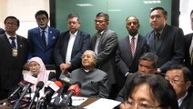 Pakatan Harapan hits out at EC for banning Dr M’s posters during GE14