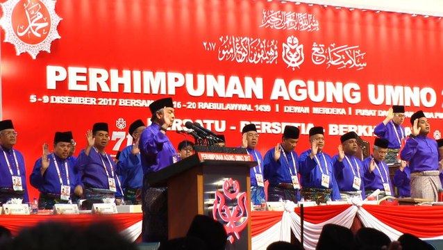 Umno AGM: Zahid pledges utmost loyalty to party and president