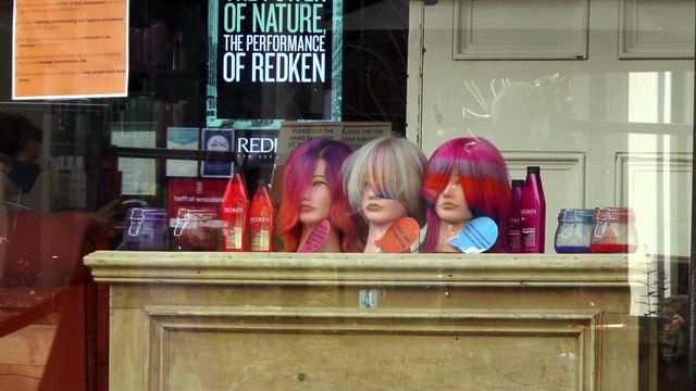 Salons and beauty parlours can get back to offering close contact services!