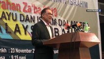 Anwar: “New Malaysia” will not abandon Malays and Islam