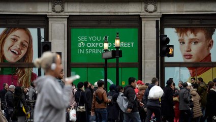 Last-minute Christmas shopping