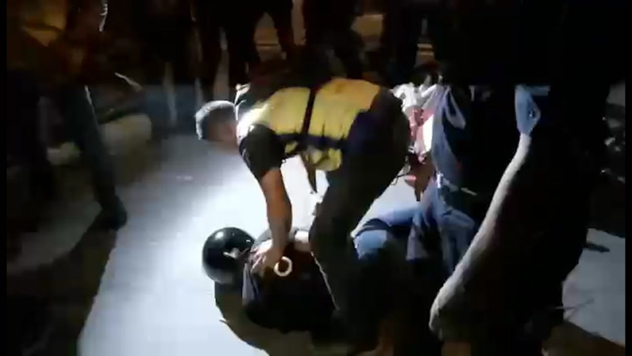 Police swoop in on riotous youth outside Seafield temple