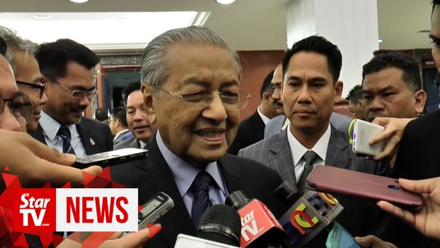 Dr M clarifies Anwar’s statement on Azmin taking leave