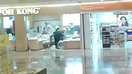 Robbers escape with RM1.5mil jewellery in three-minute