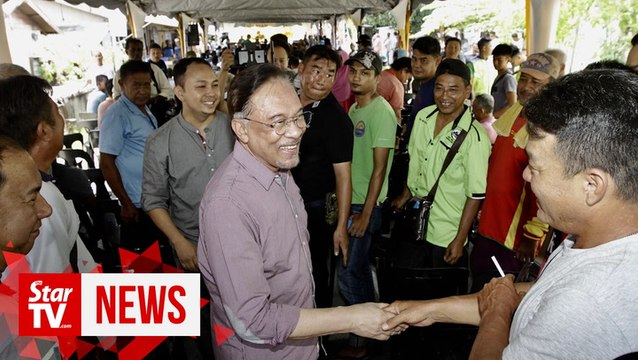 Anwar meets Penang fishermen to discuss their complaints over PSR