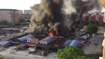 200 shops destroyed in morning blaze