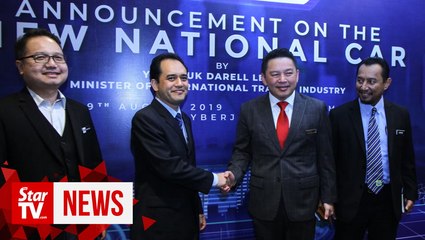 Press conference on announcement of third national car project