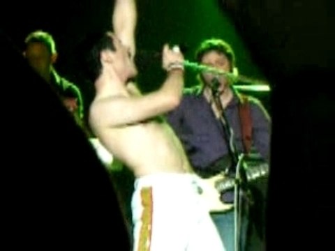 Friends Will Be Friends - One Night Of QUEEN lyon