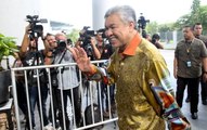 Zahid back at MACC for questioning