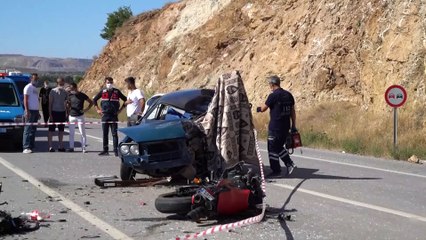 Otomobil ile motosiklet çarpıştı: 2 ölü, 2 yaralı - KÜTAHYA