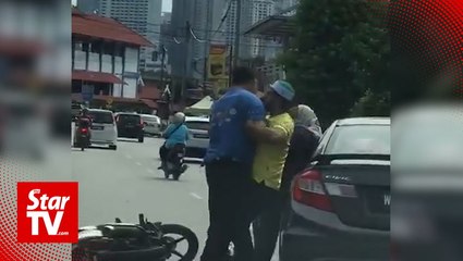 Cops looking for man who slapped, punched woman in viral video