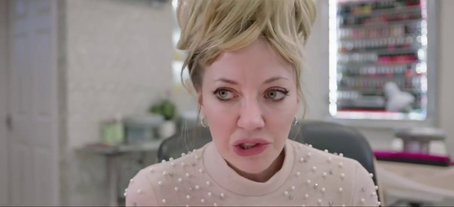 Mandy.S01E02
