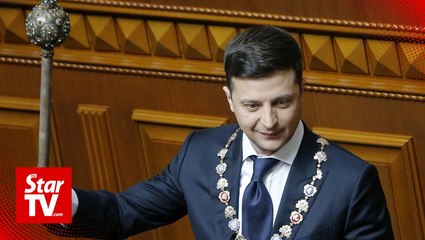 Download Video: New Ukraine President Zelenskiy dissolves parliament