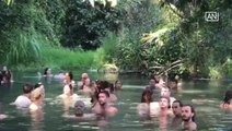 [NTV 270818] Hot spring popular during rainy season in Thailand