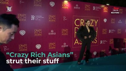 ‘Crazy Rich Asians’ cast in Singapore premiere