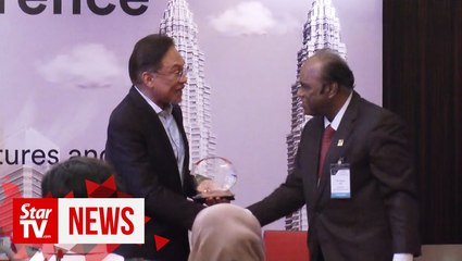 Anwar: Rule of law should apply to people in power too