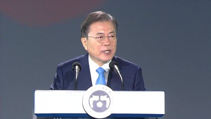 문 대통령 "헌법 10조의 시대...나라의 광복 넘어 개인의 광복" / YTN