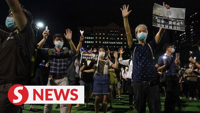 Thousands attend Hong Kong Tiananmen memorials