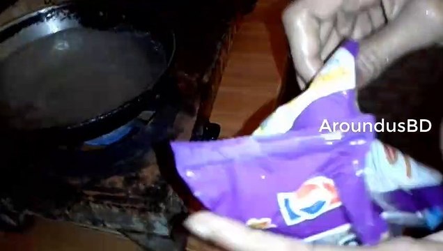 Bachelor cooking noodles - Maggi Noodles Cooking - prepare Masala Maggi Noodles