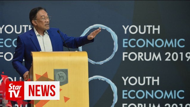Don’t follow old generation, they have failed, Anwar tells youths