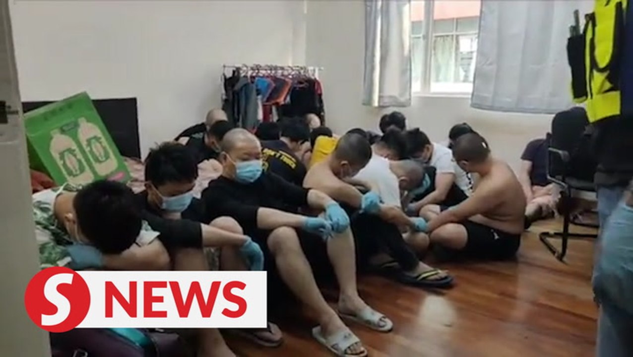 Cops pull the plug on online gambling syndicate