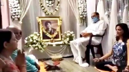 Sushant के आत्मा की शांति के लिए परिवार ने किया माहा मृत्युंजय मंत्र का जाप भावुक हुए पिता|FilmiBeat