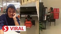 Food delivery rider shows his musical talent