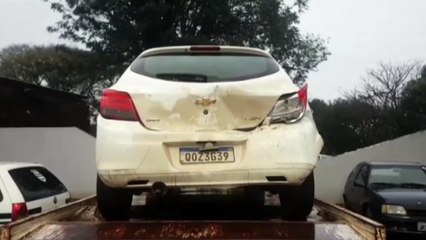Carro com registro de roubo é encontrado batido no Pioneiros Catarinenses