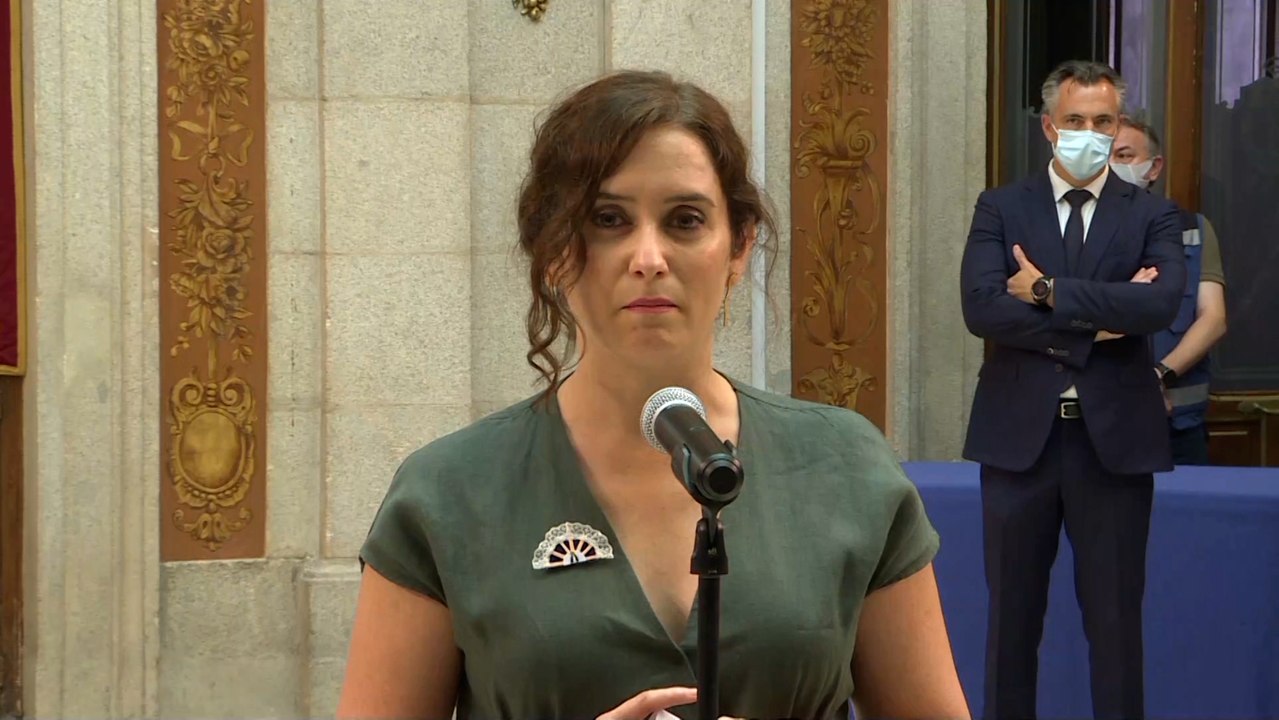 Ayuso pide a Sánchez el cese de Pablo Iglesias por "coherencia"