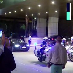 Barca fans boo players as team returns to Lisbon hotel