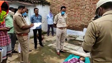 Скачать видео: एरच मे अज्ञात कारणों के चलते युवती ने फांसी लगाकर की आत्महत्या