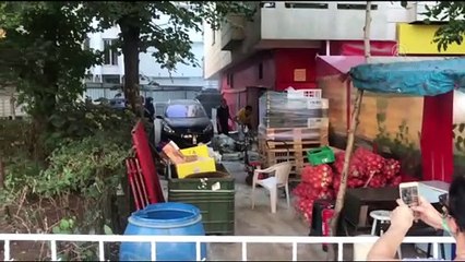 Kadıköy'de bir markette çıkan yangın hasara neden oldu - İSTANBUL