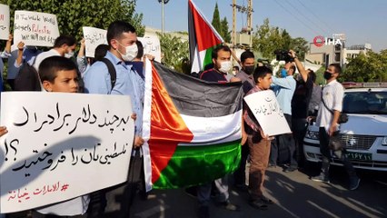 - İran’da İsrail ile normalleşme kararı alan BAE protesto edildi