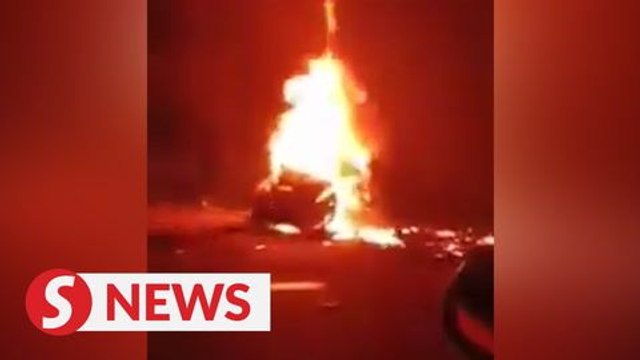 Three burnt to death in five-vehicle crash in Segamat